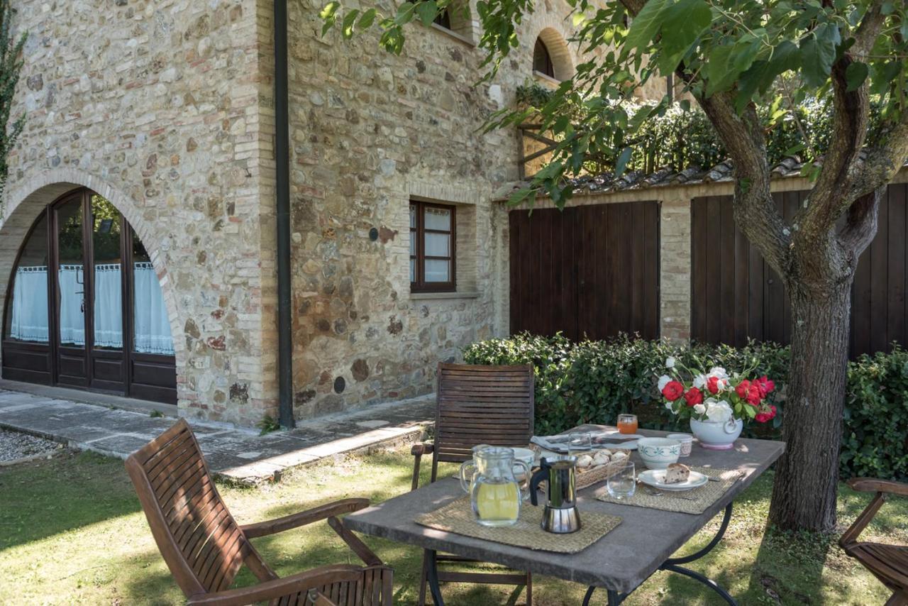 Aparthotel Borgo Al Cerro à Casole dʼElsa Extérieur photo
